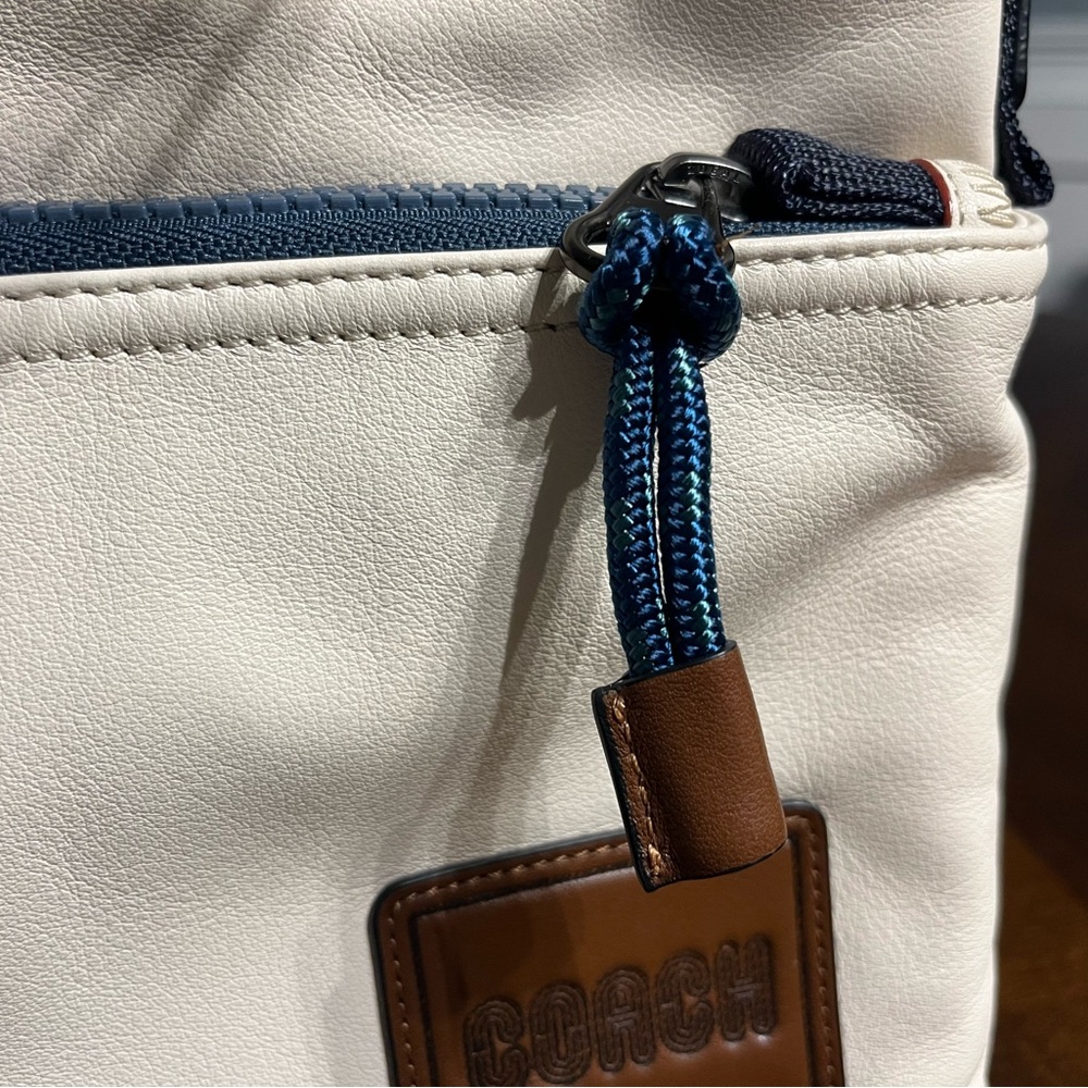 COACH Pacer Crossbody in Chalk, Navy & Brown - Picture 4 of 14